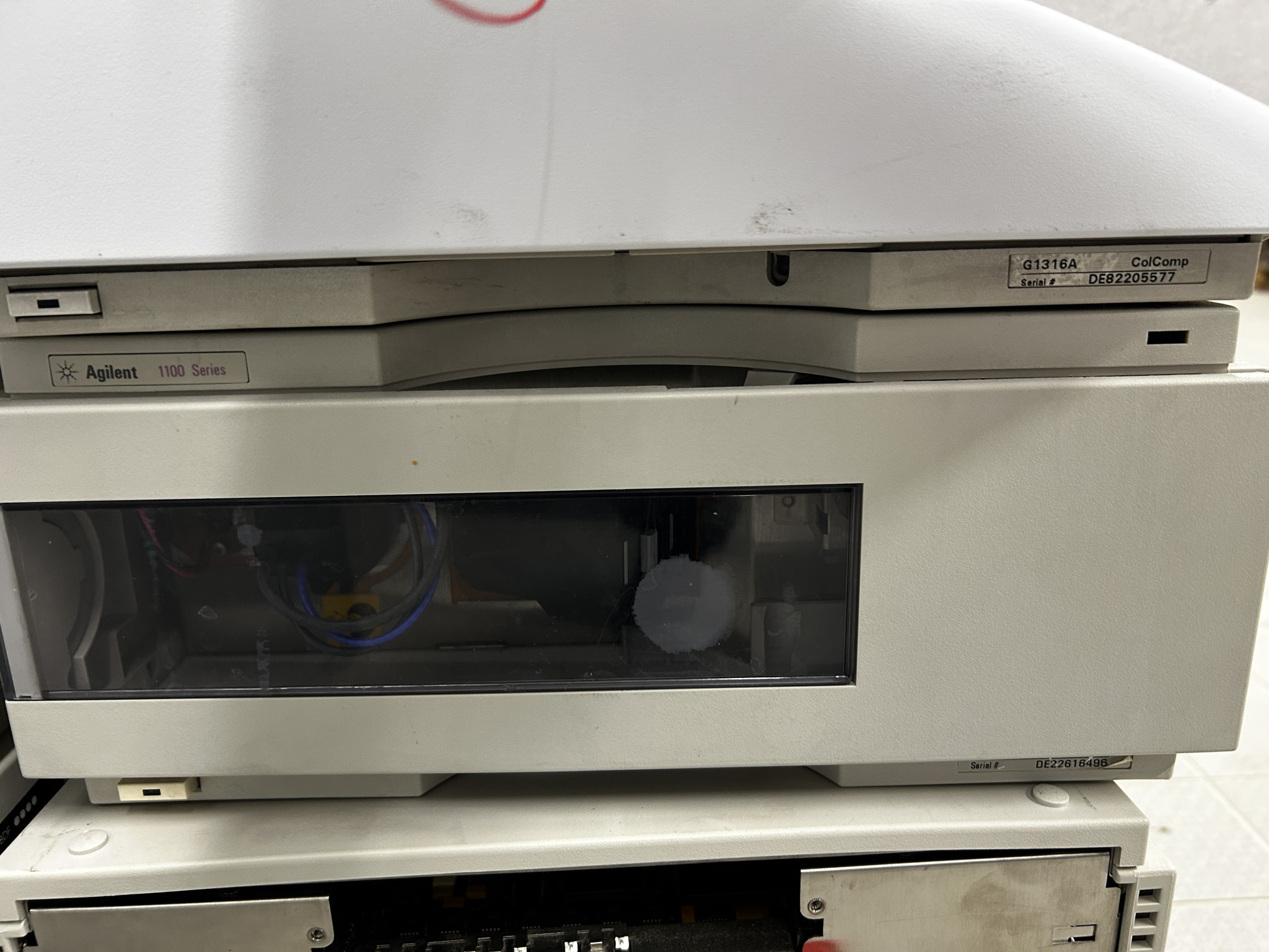 du matériel de laboratoire haut de gamme provenant d'une entreprise de renom-13