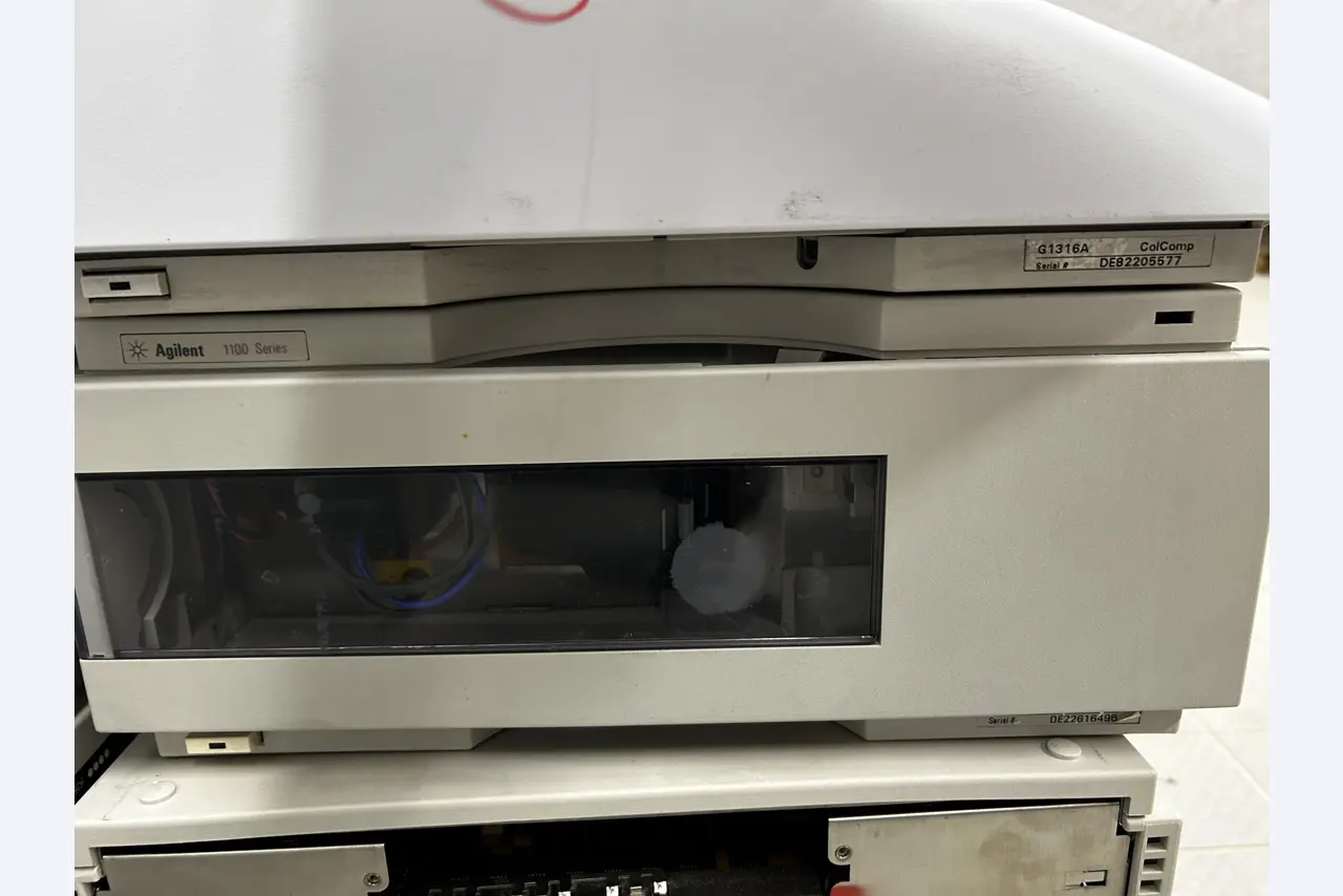 du matériel de laboratoire haut de gamme provenant d'une entreprise de renom-13