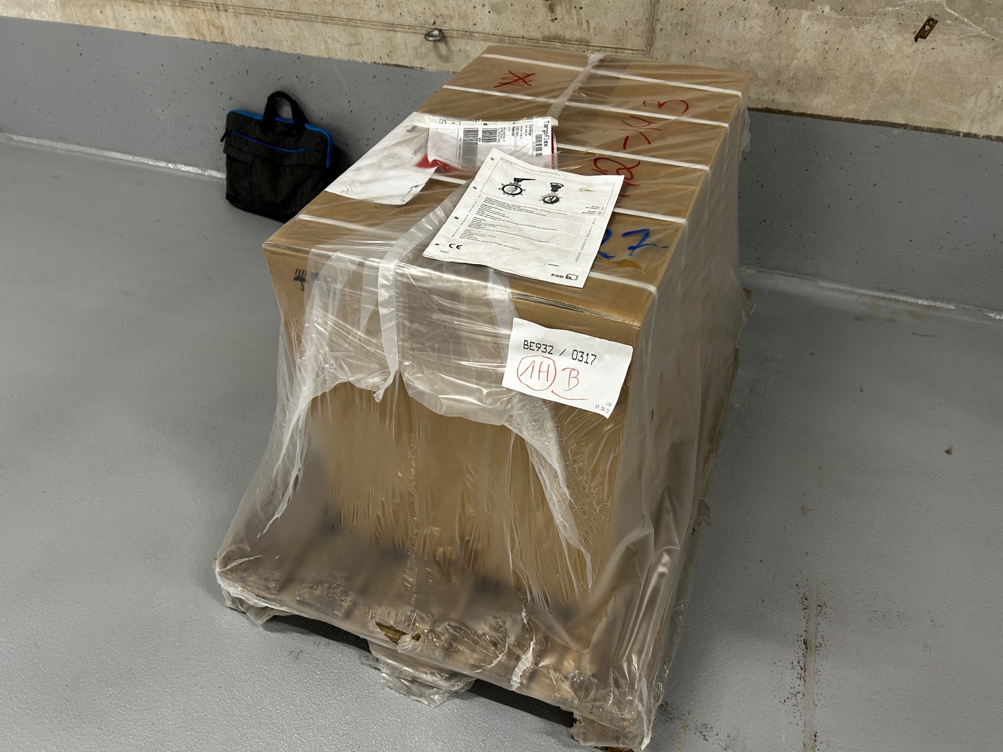 High-quality laboratory equipment from a well-known company-1