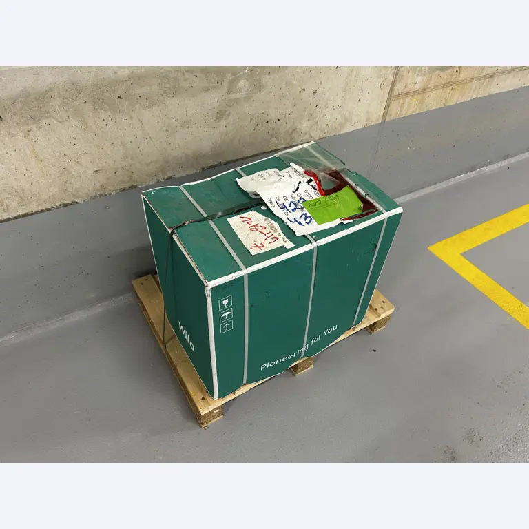 High-quality laboratory equipment from a well-known company-1