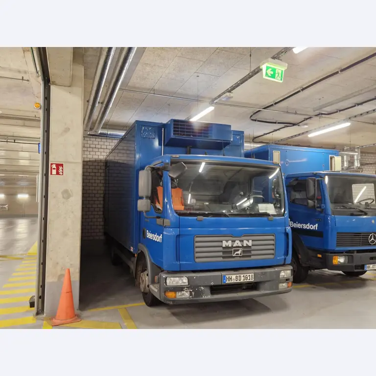 Laboratory equipment + trucks from a well-known company-1