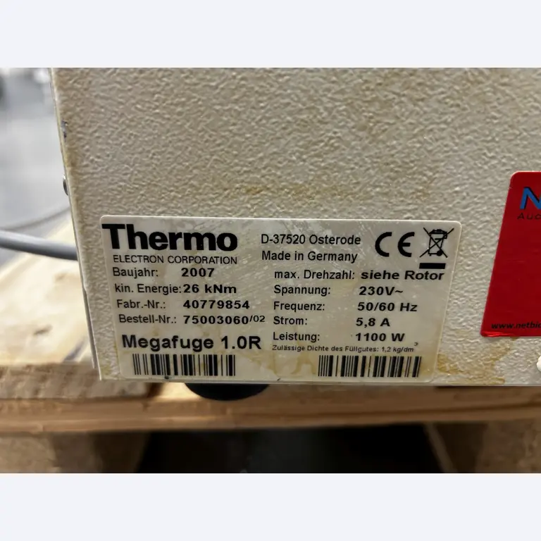 hochwertige Laborgeräte eines namhaften Unternehmens-2