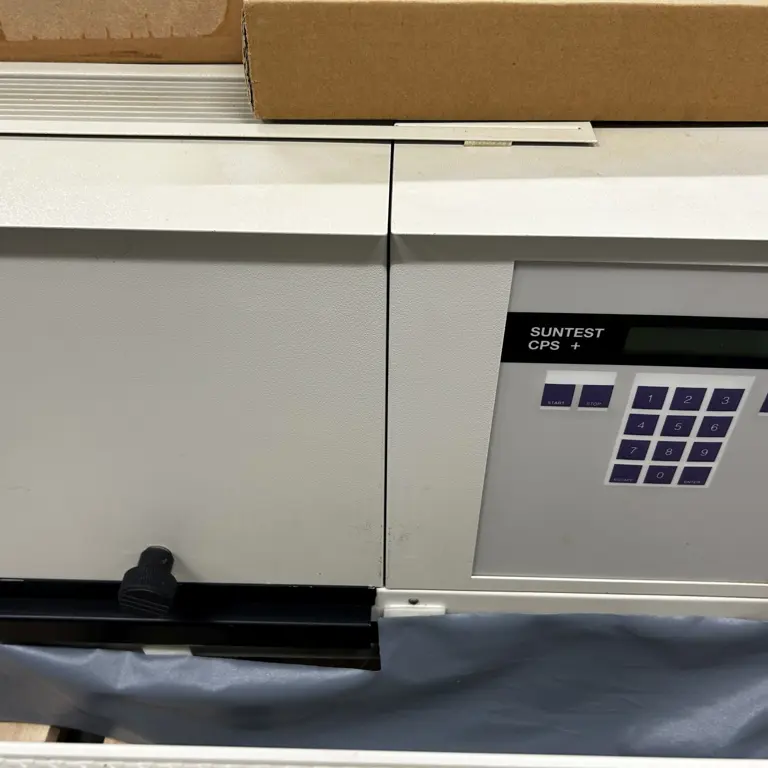 Verwitterungstester Heraeus Suntest CPS +