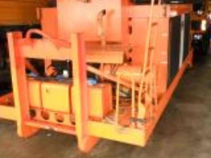 Well-maintained loader wagons-8