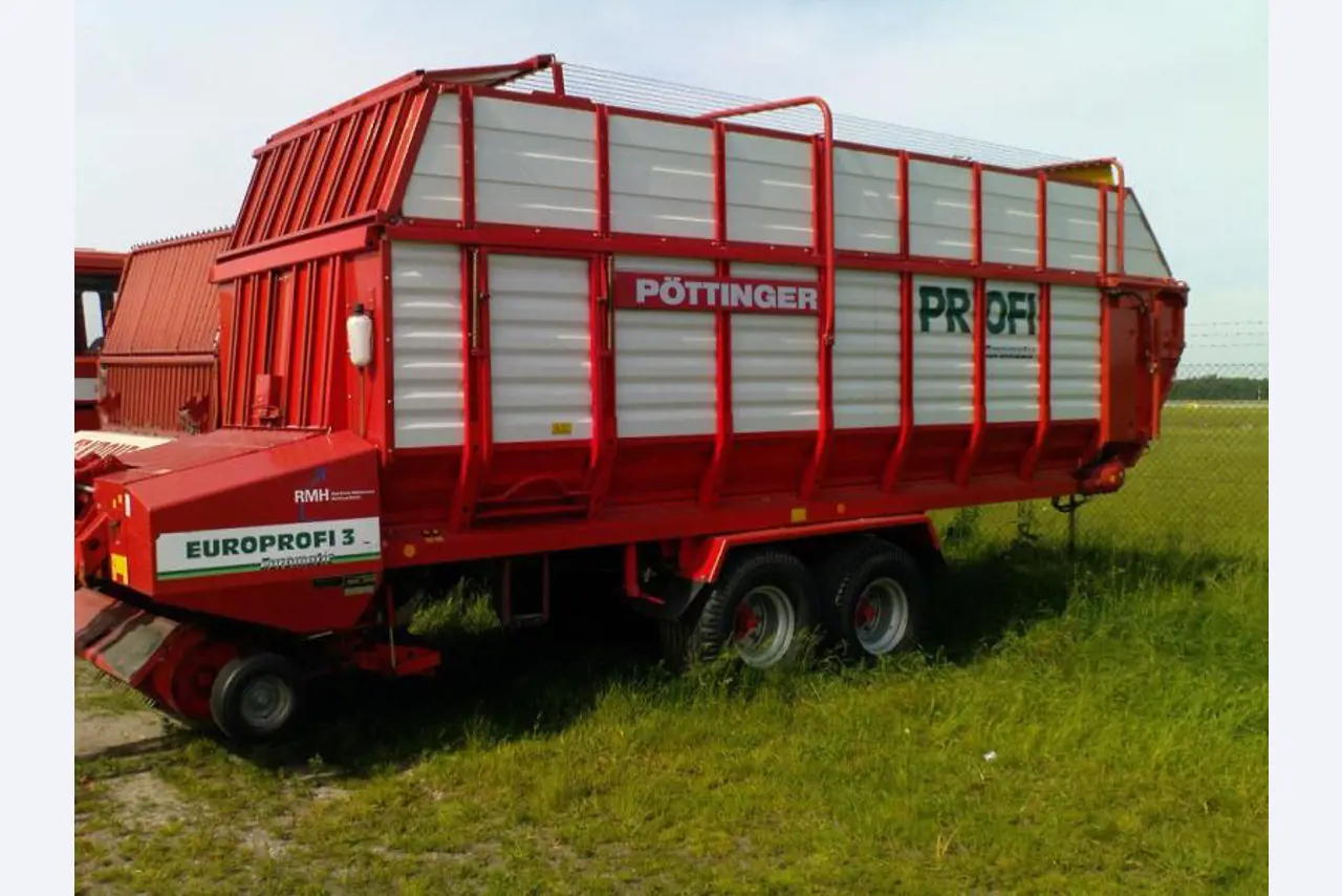 Vagões de carga em bom estado de conservação-9