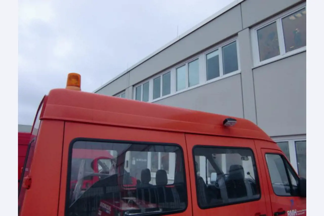 Gepflegte Ladewagen-2