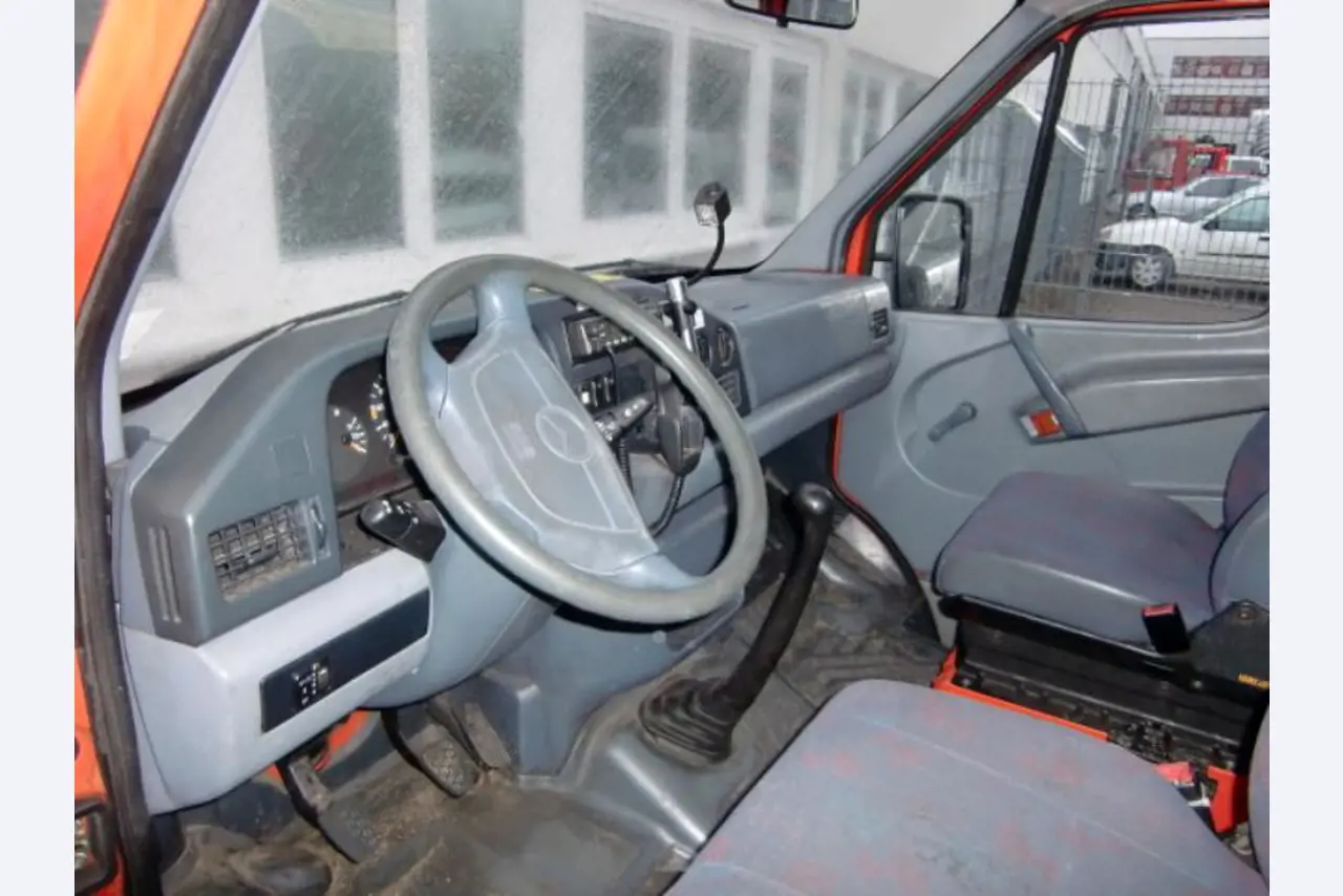 Gepflegte Ladewagen-8