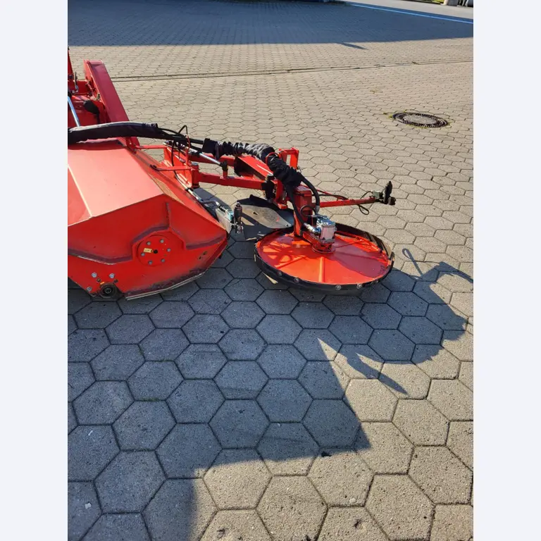 Vehicles released by Hamburg Airport-4