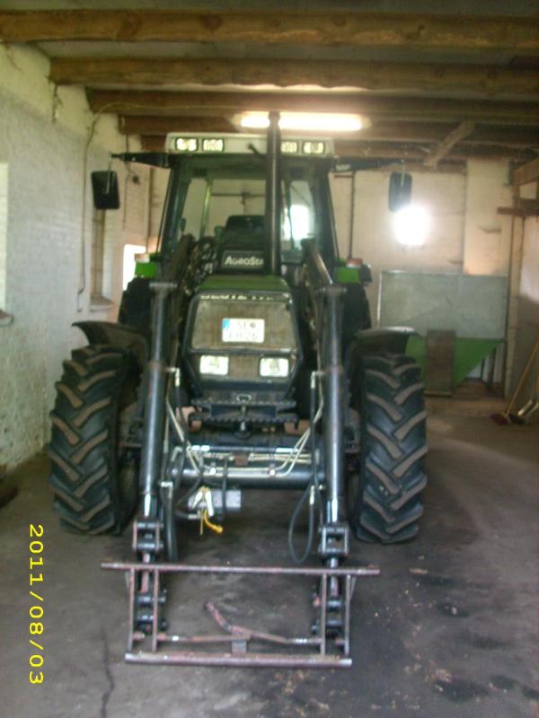 Well-maintained loader wagons-1