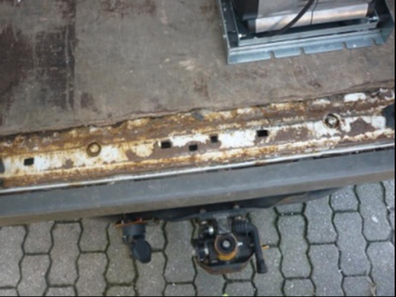 Well-maintained loader wagons-11