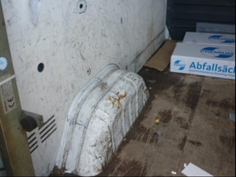 Well-maintained loader wagons-12