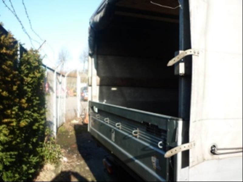 Well-maintained loader wagons-6