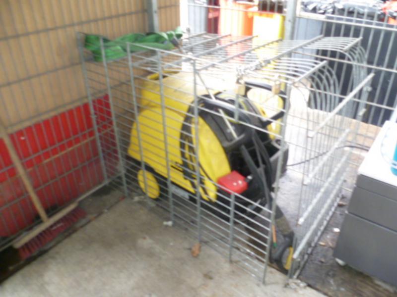 Well-maintained loader wagons-6