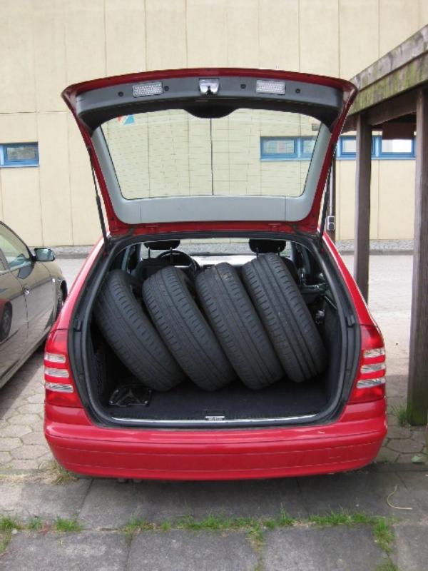 Well-maintained loader wagons-2