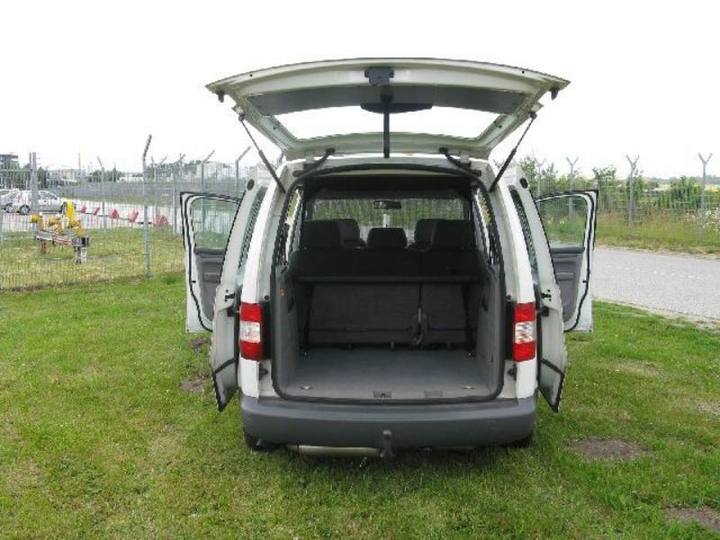 Well-maintained loader wagons-3