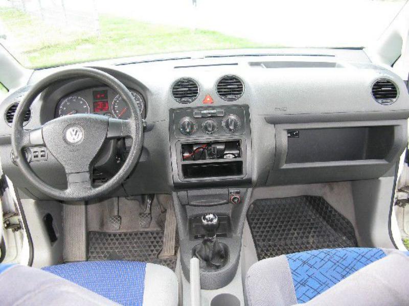 Well-maintained loader wagons-6