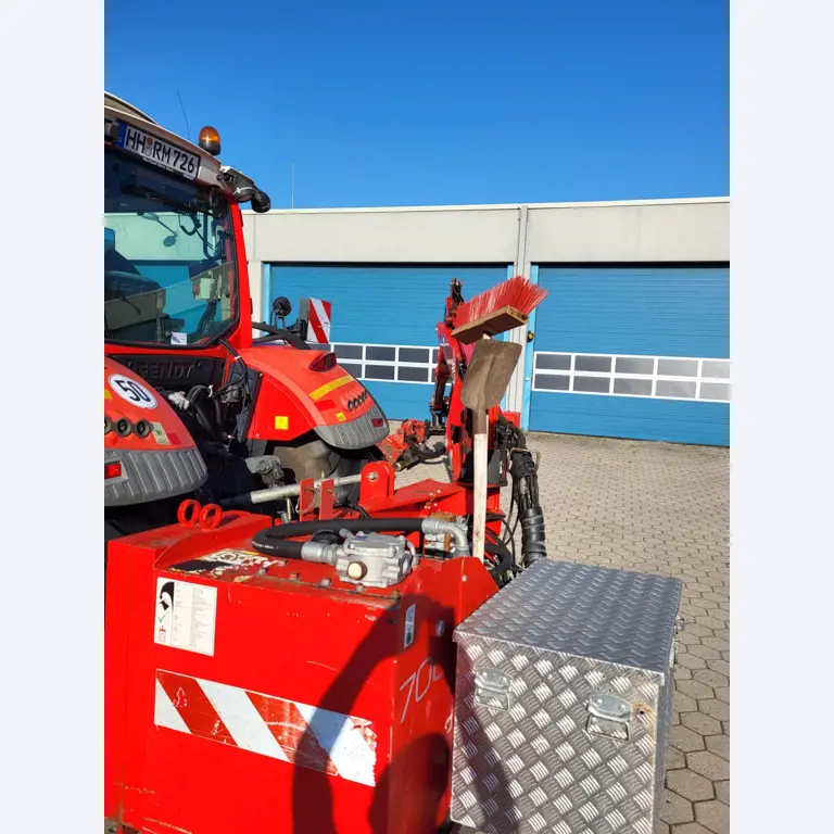 Vozila, ki jih je sprostilo letališče Hamburg-4