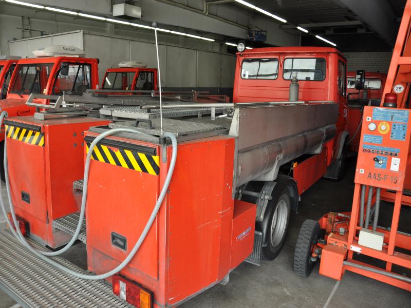 Gepflegte Ladewagen-23