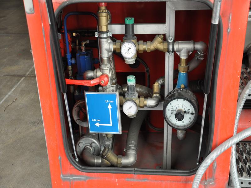 Gepflegte Ladewagen-25