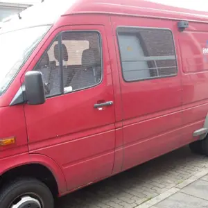 Gesloten bakwagen (Sprinter) Daimler Chrysler 904.6 KA