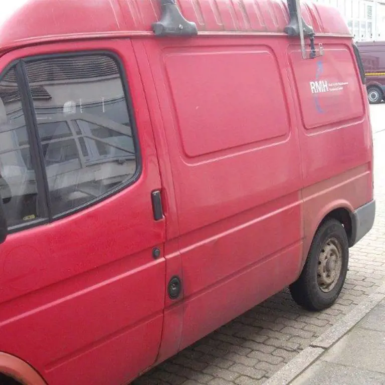 Ford Transit box, vrachtwagen gesloten Ford Transit (EAS)