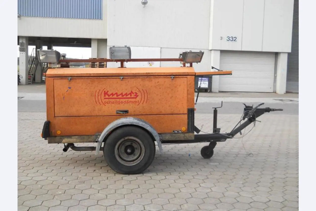 two well maintained ground handling de-icers-12