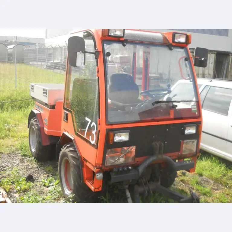 Gepflegte Ladewagen-1