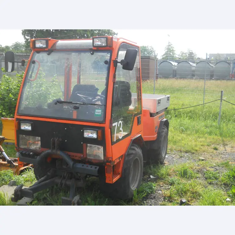 Gepflegte Ladewagen-2