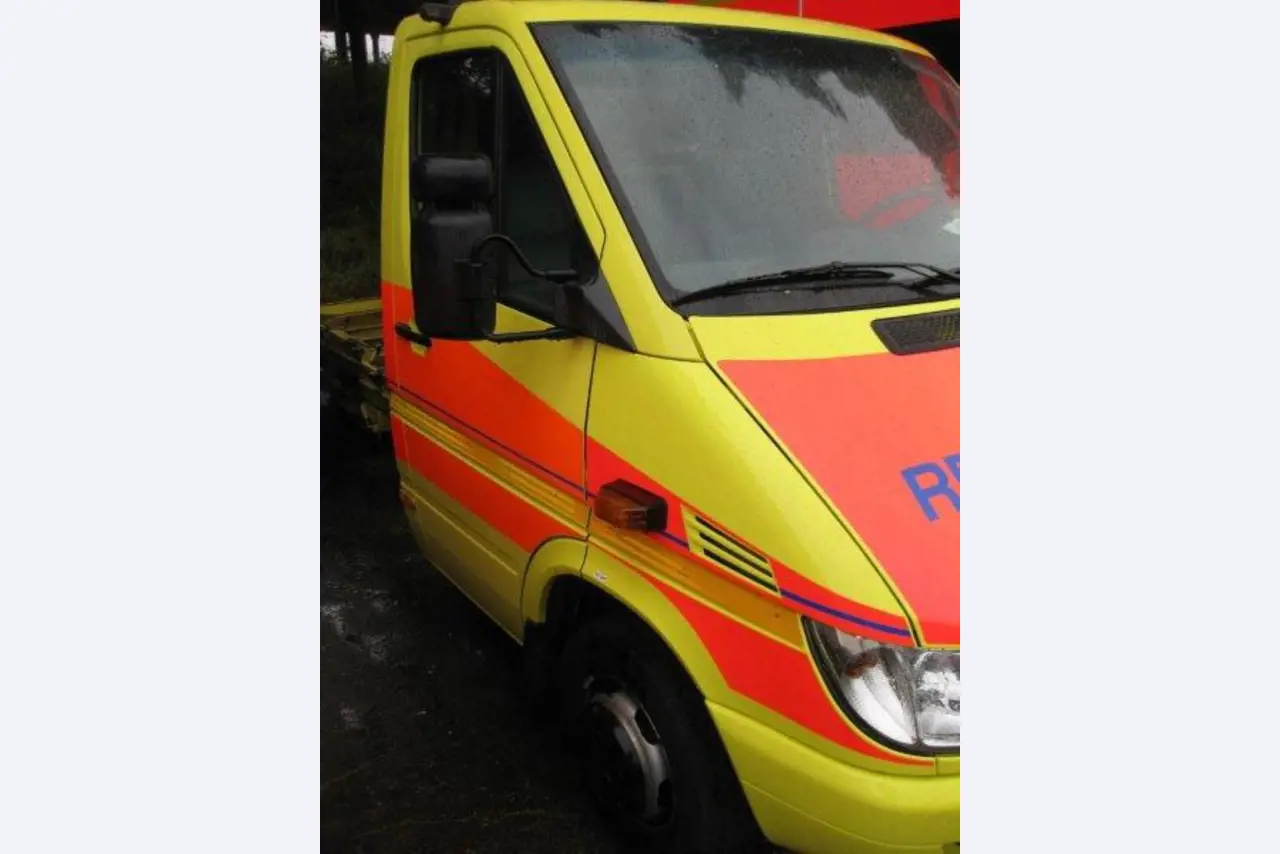 two well maintained ground handling de-icers-13