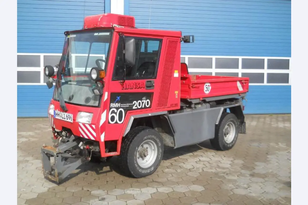 Gepflegte Ladewagen-1