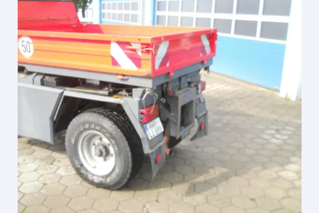 Gepflegte Ladewagen-3