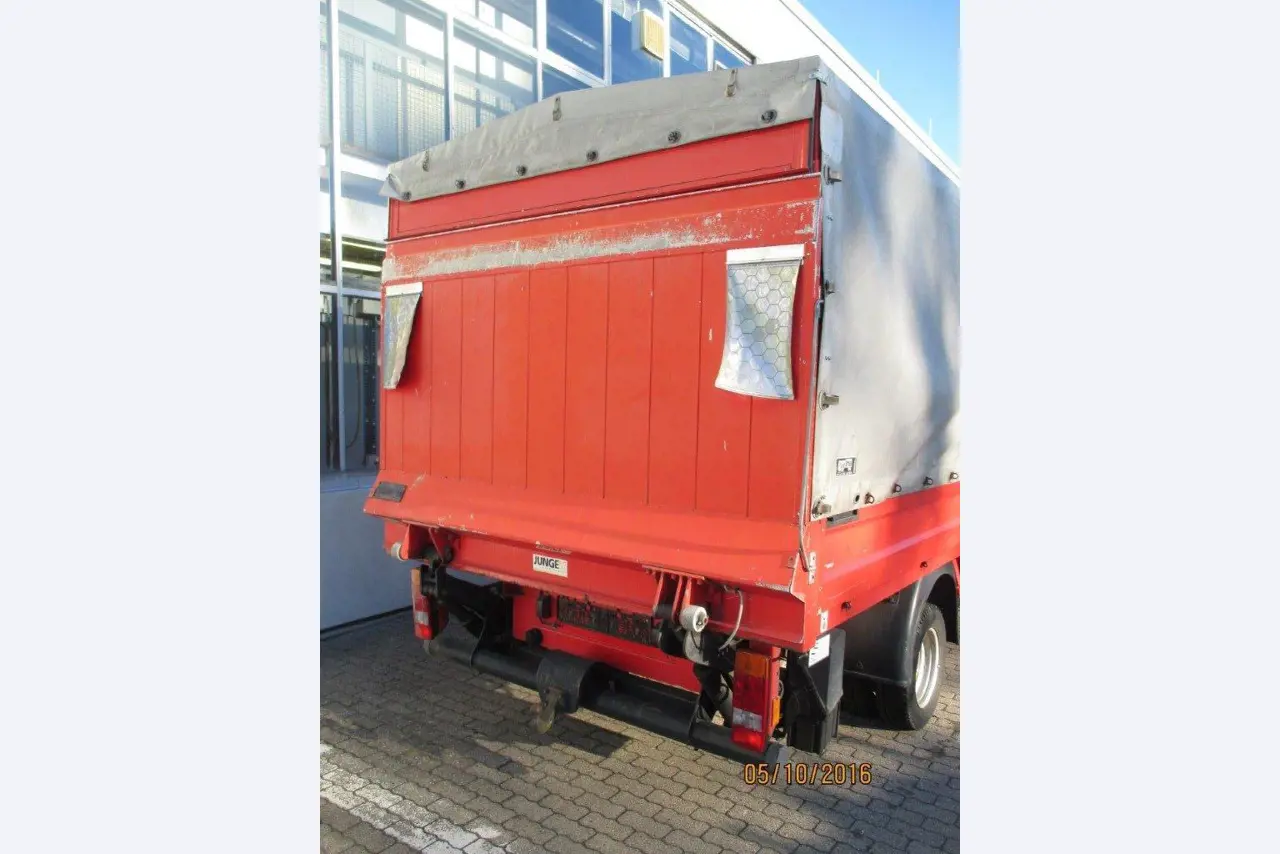 Gepflegte Ladewagen-8