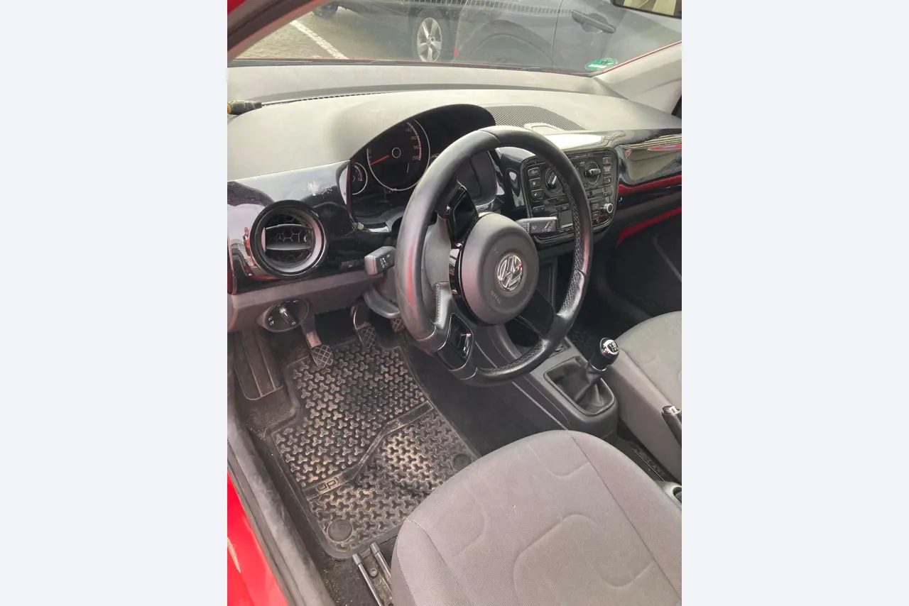 Vehículos cedidos por el aeropuerto de Hamburgo-3