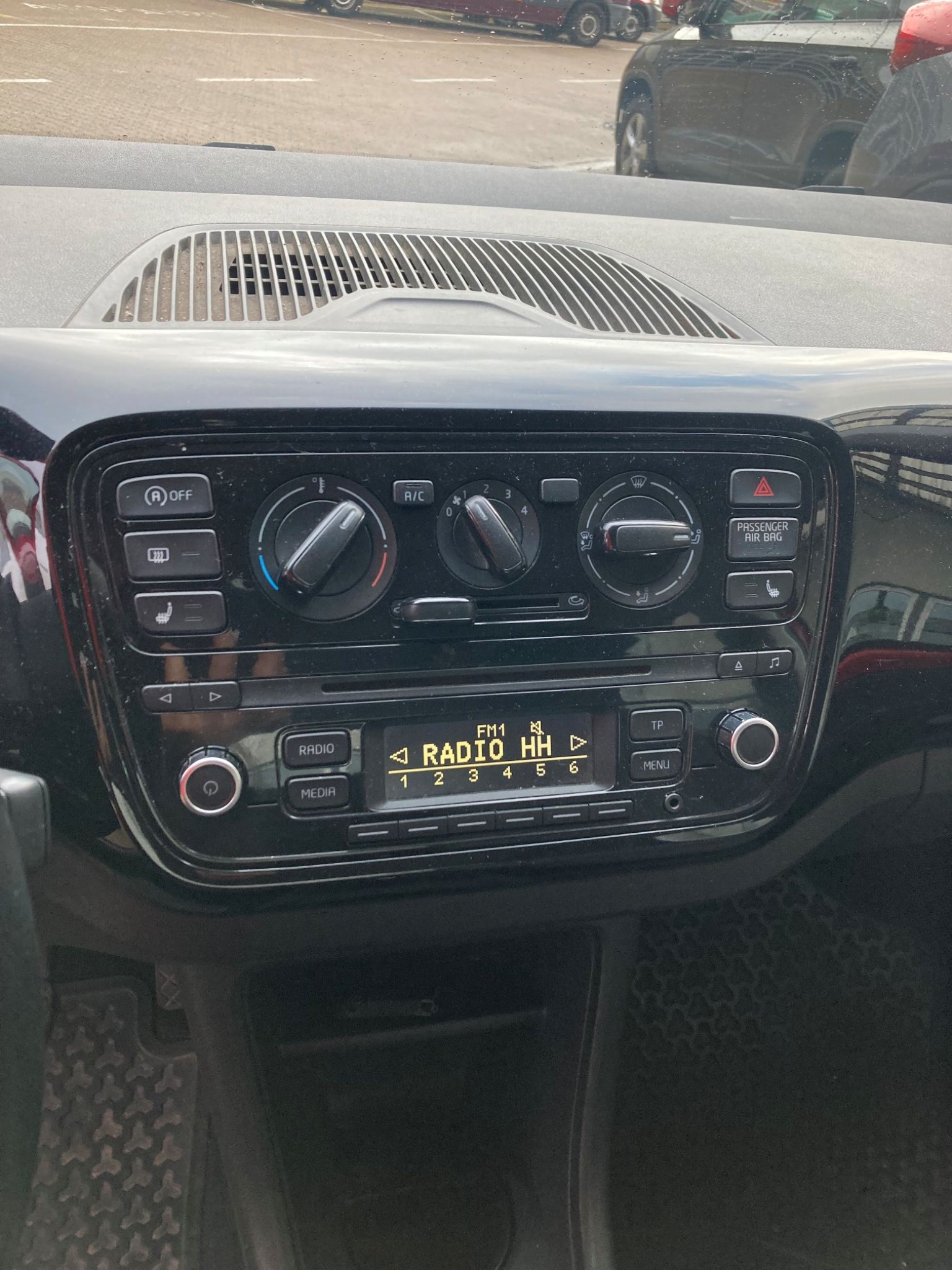 Vehicles released by Hamburg Airport-4