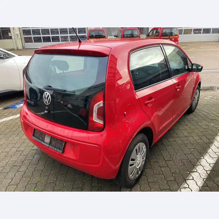 Vehículos cedidos por el aeropuerto de Hamburgo-8