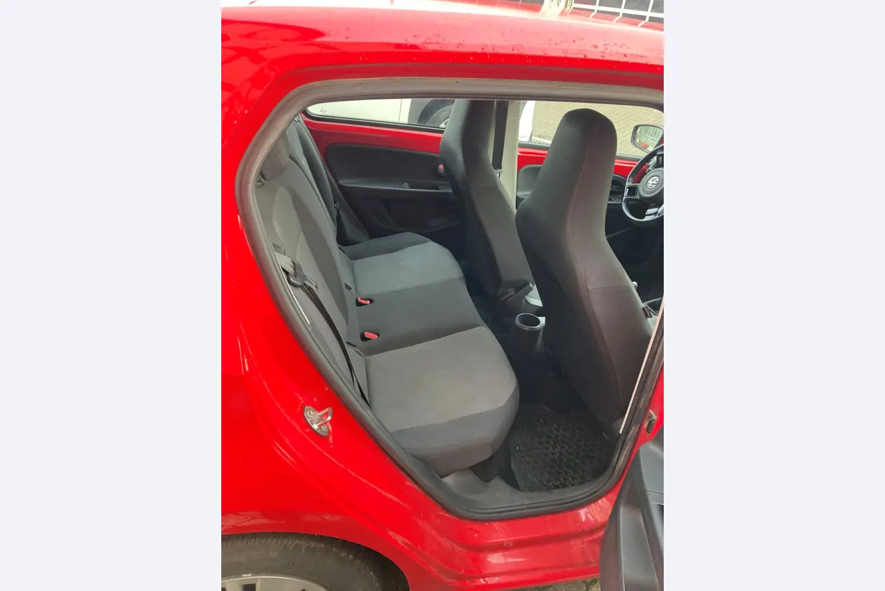 Vehículos cedidos por el aeropuerto de Hamburgo-9