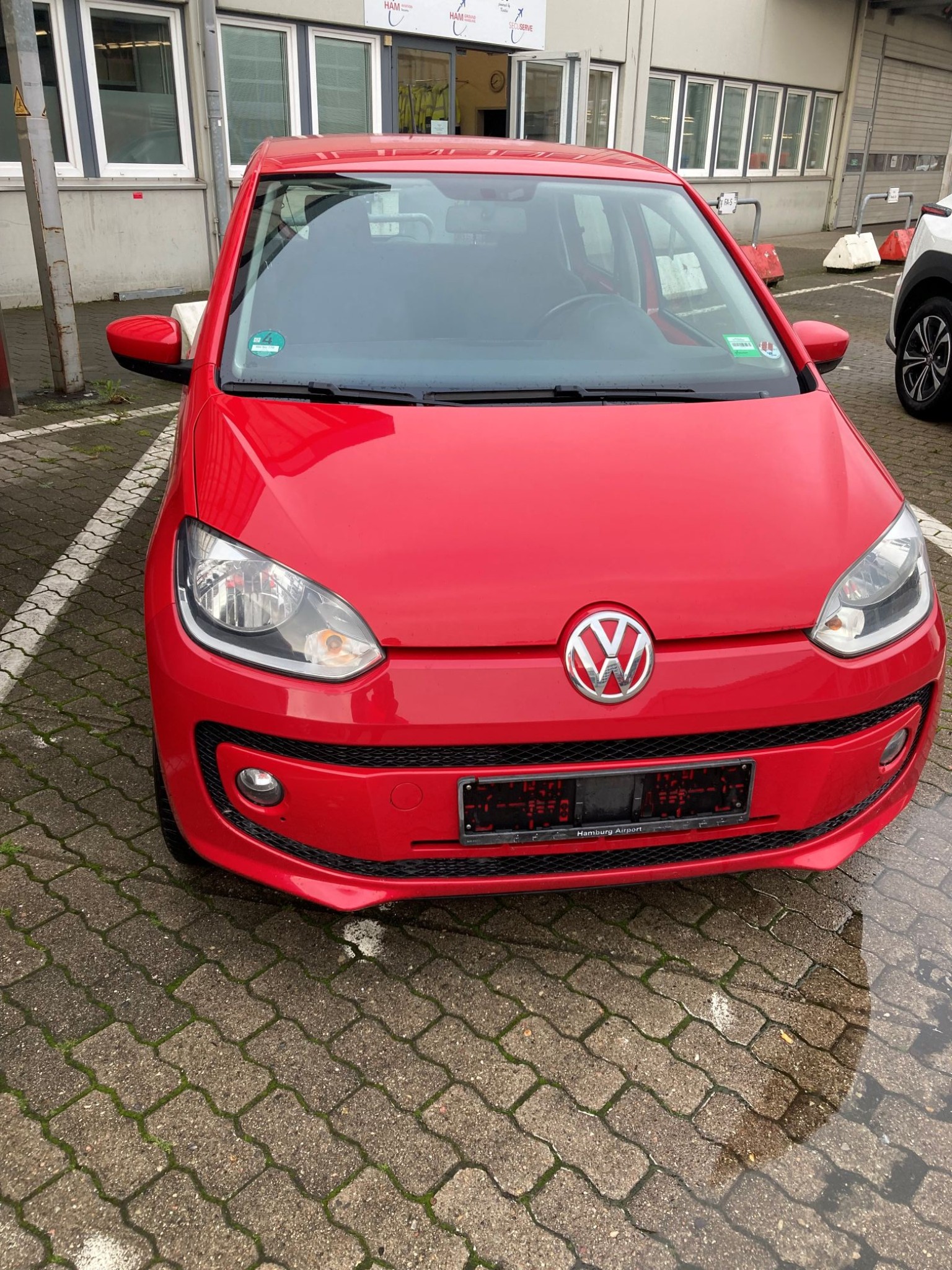 Vehicles released by Hamburg Airport-10