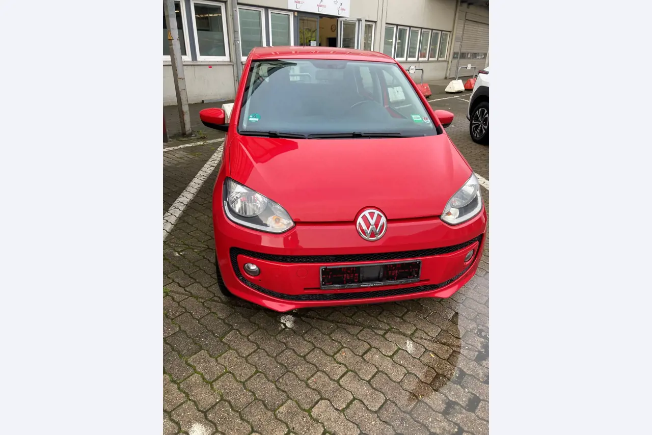 Vehículos cedidos por el aeropuerto de Hamburgo-10