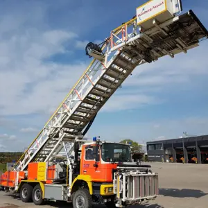 Vehículo escalera de rescate (RTF) MAN  +  Tec Hünert 27.414 DFAC  +  7.1817-01/ HBG