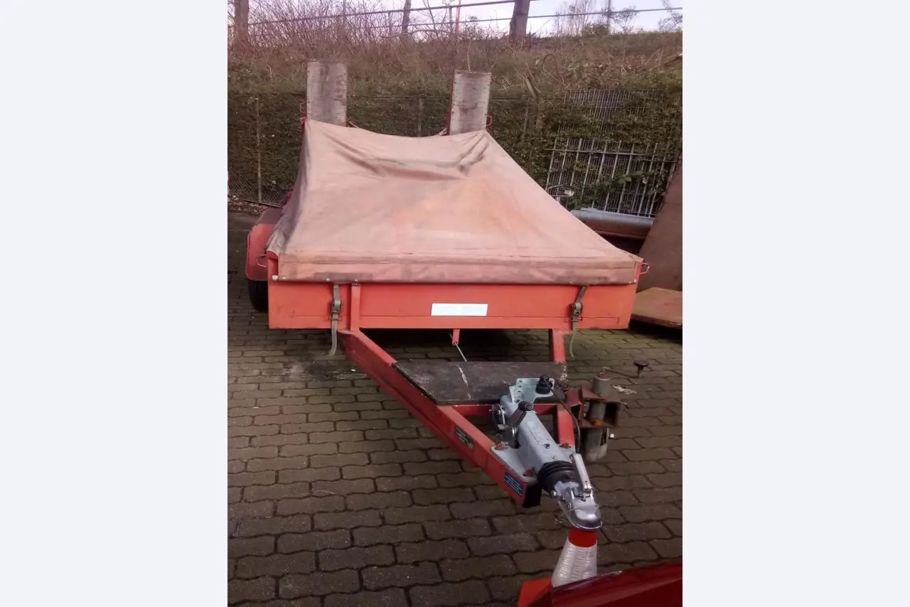 Gepflegte Ladewagen-2