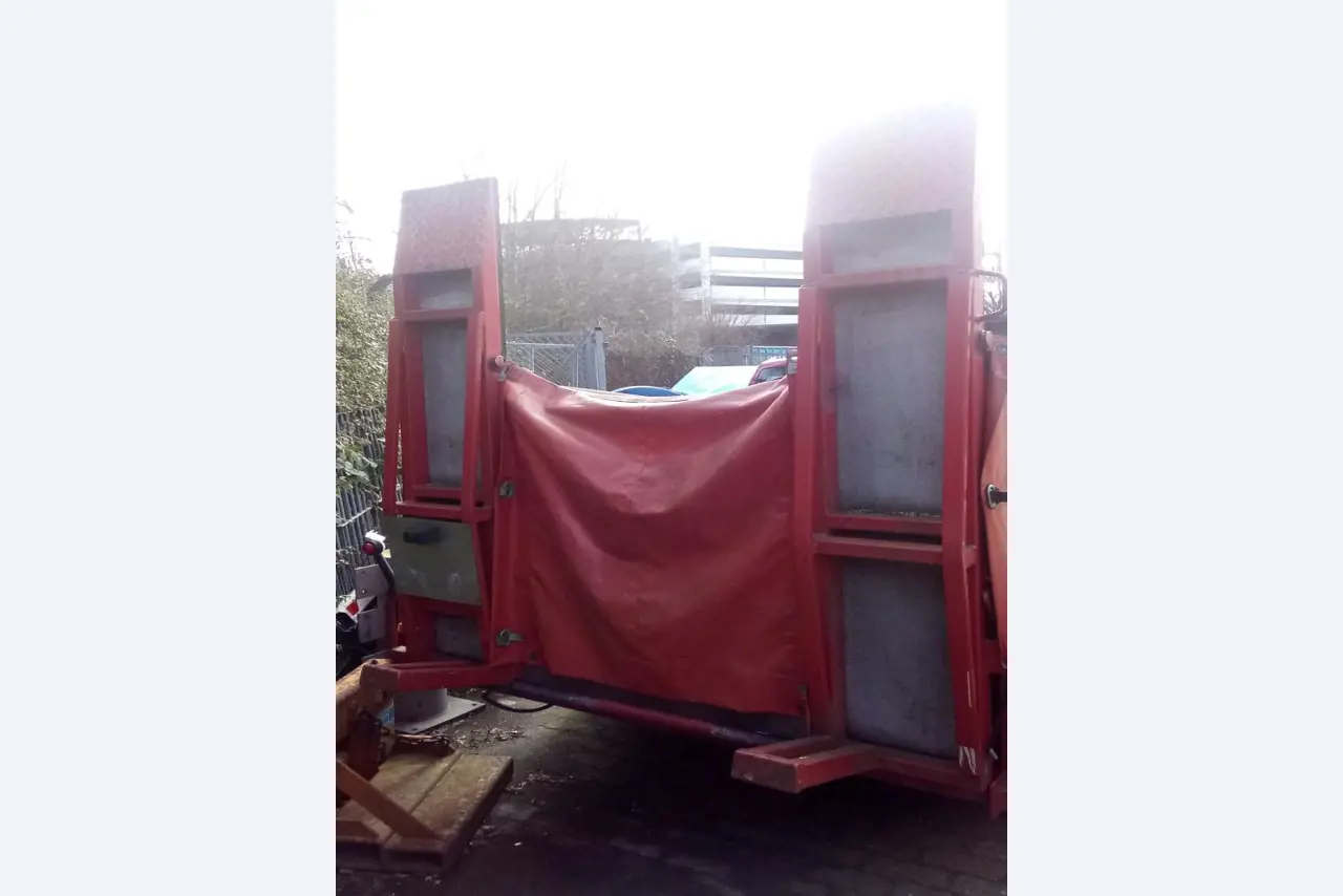 Gepflegte Ladewagen-3