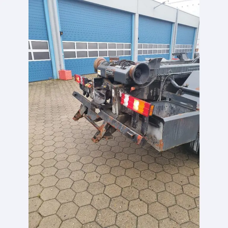 two well maintained ground handling de-icers-10