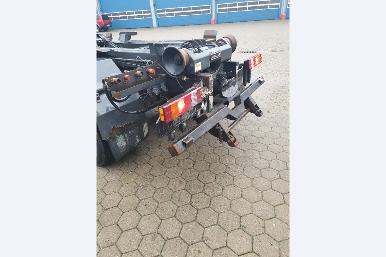 two well maintained ground handling de-icers-11