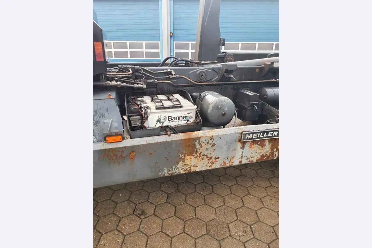 two well maintained ground handling de-icers-3