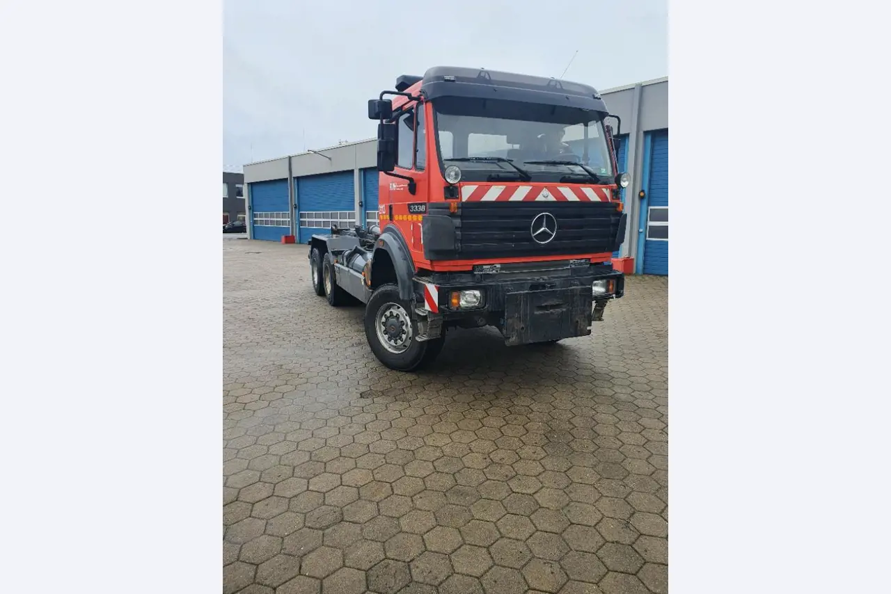 two well maintained ground handling de-icers-8
