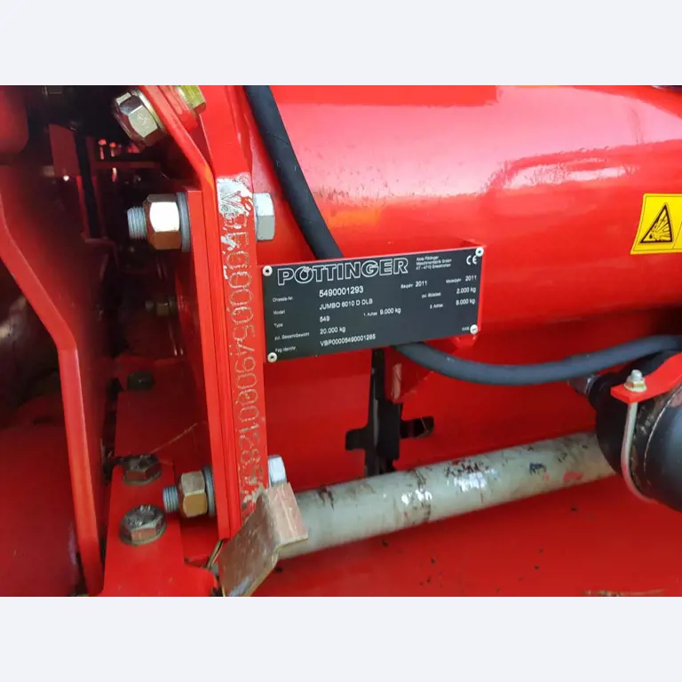 two well maintained ground handling de-icers-5