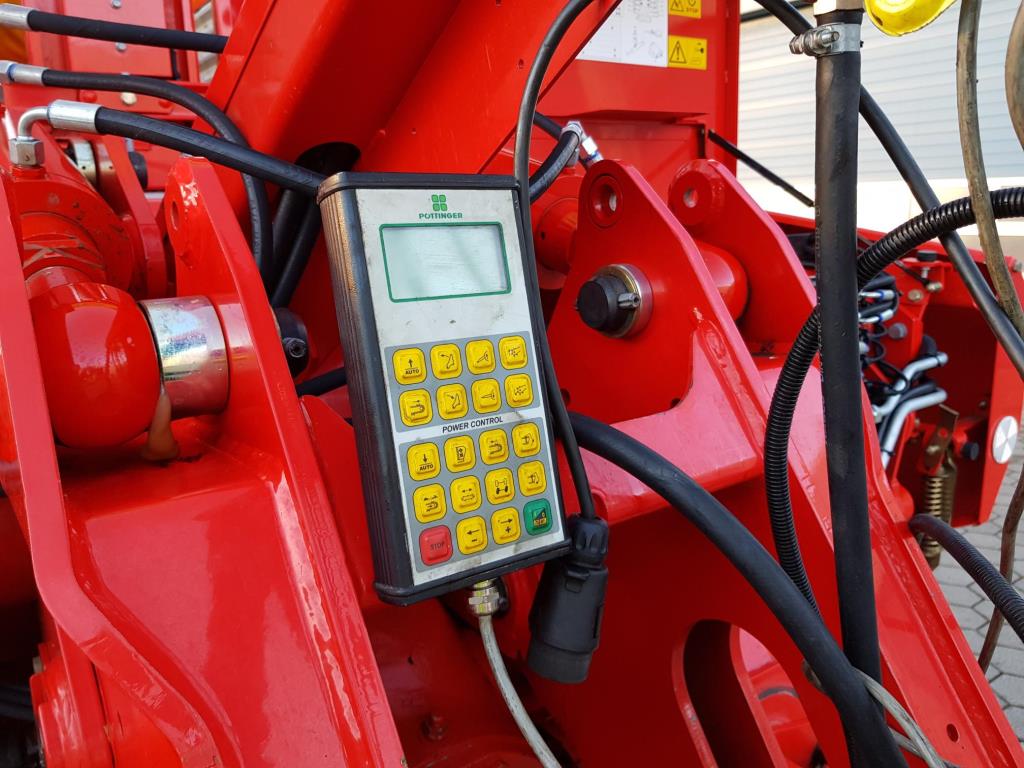 Gepflegte Ladewagen-5