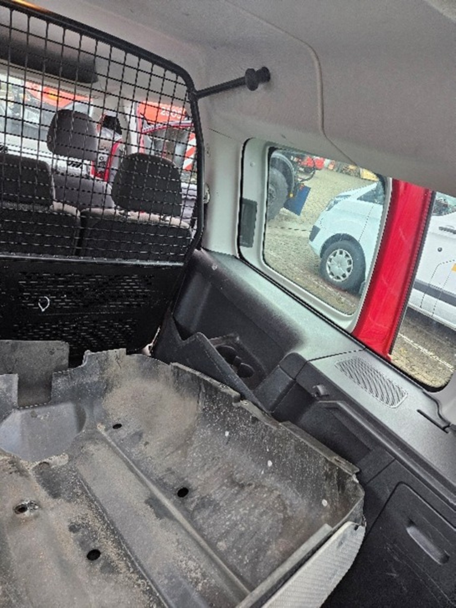 Vehicles released by Hamburg Airport-17