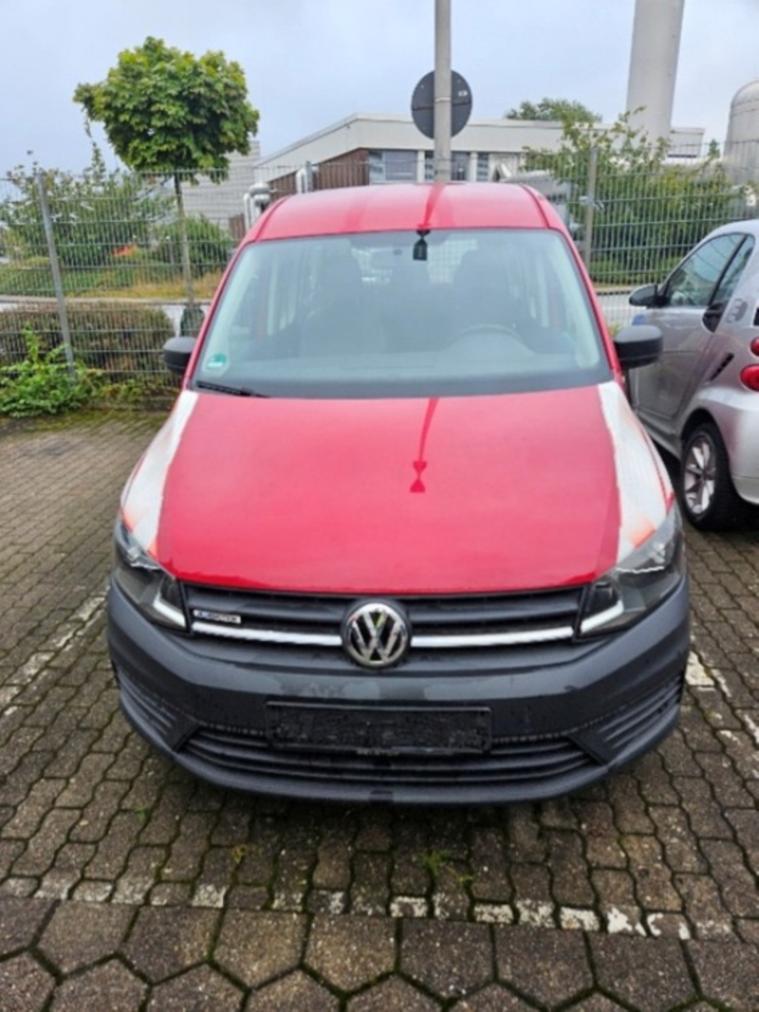 Vehicles released by Hamburg Airport-3