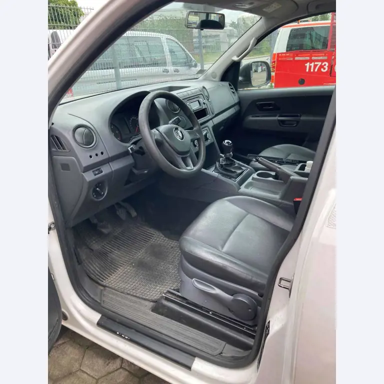 Landbouwuitrusting uit de luchthavenomgeving-13